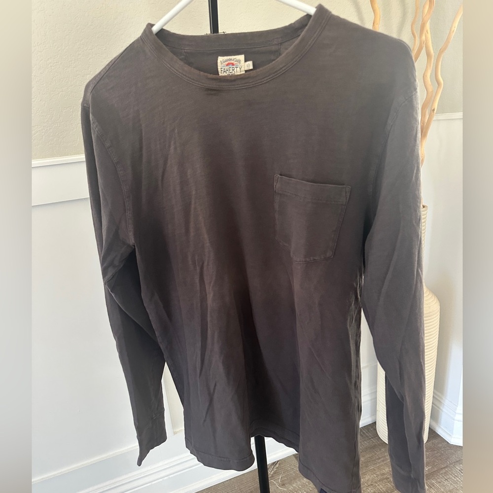 Faherty Charcoal Long Sleeve Tee Size Small